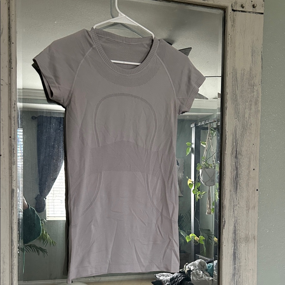 Lululemon Swiftly Tee- full length